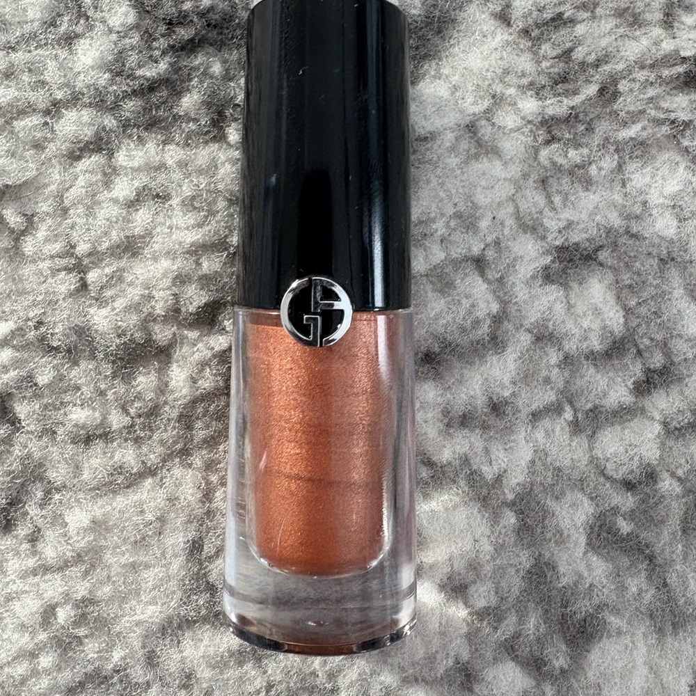 3/$50 Giorgio Armani Shimmering Copper eye tint. 69 S - Picture 2 of 7